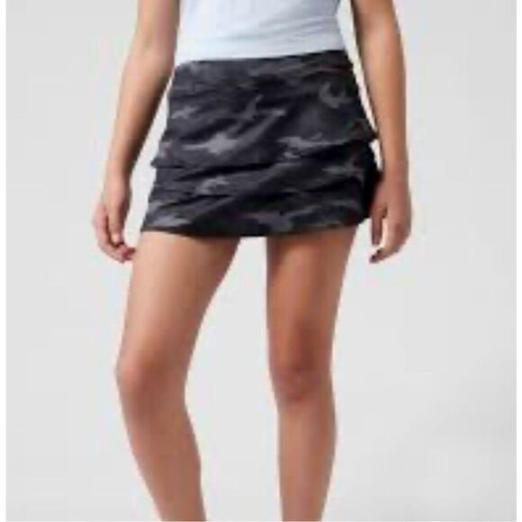 ATHLETA GIRL CAMO LUX PRINT SWING SKORT - Picture 2 of 9